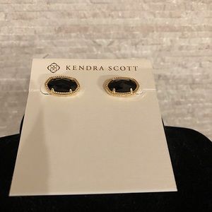 Kendra Scott Earrings; New, never used.